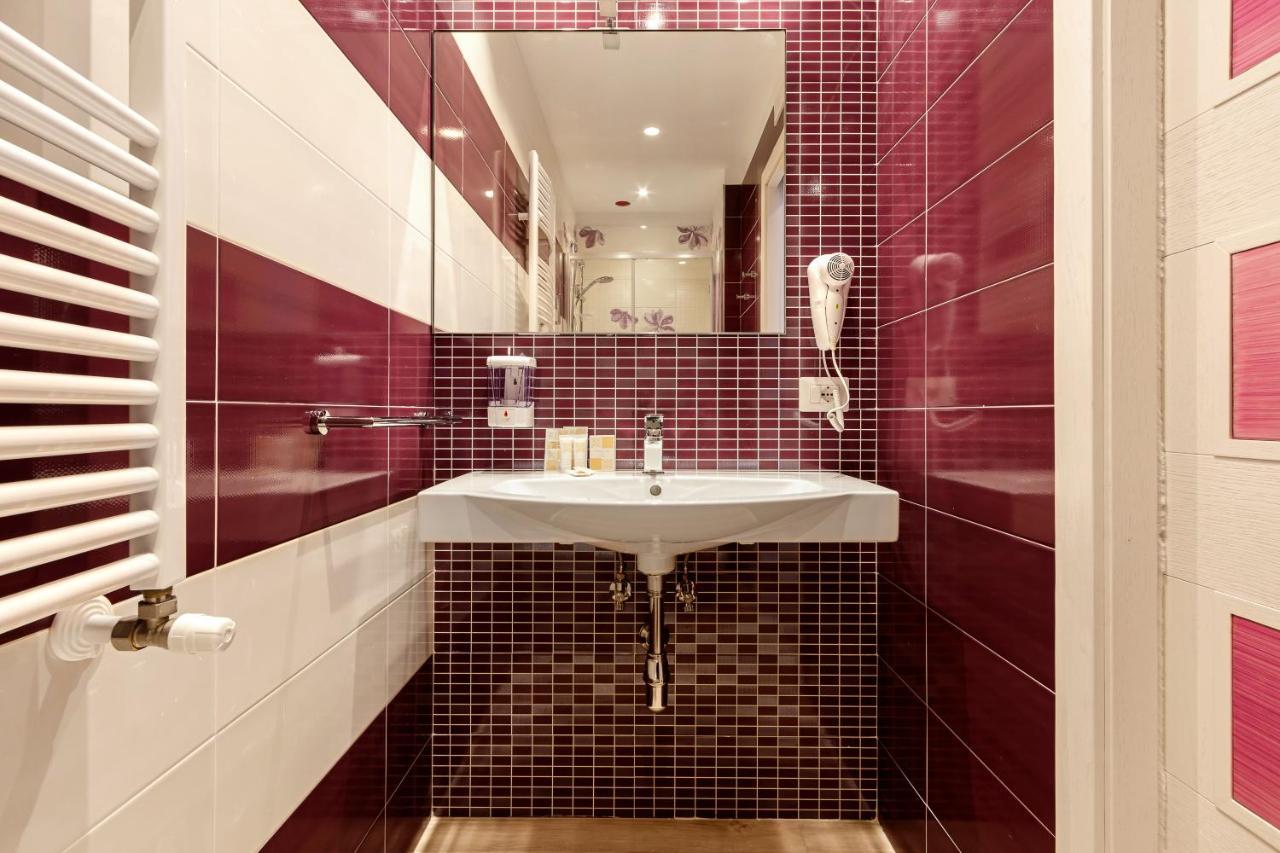 Tiffany Suites Sorrento Exterior foto