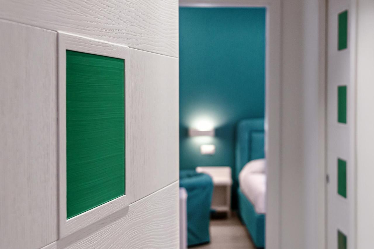 Tiffany Suites Sorrento Exterior foto